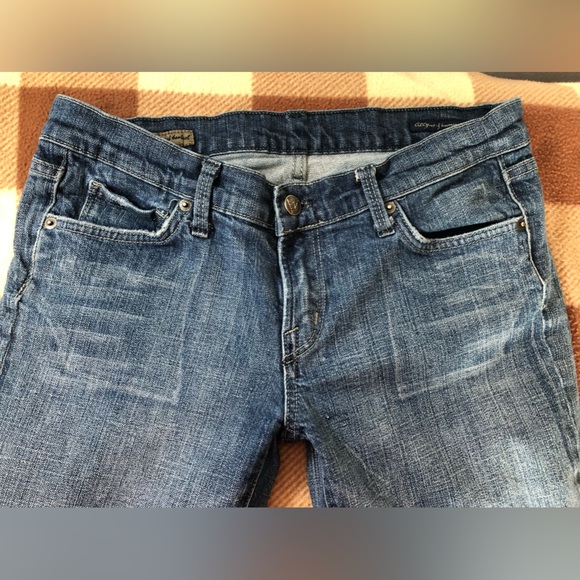 Citizens of Humanity Distressed Low Waist Bootcut Jean. - Picture 5 of 10
